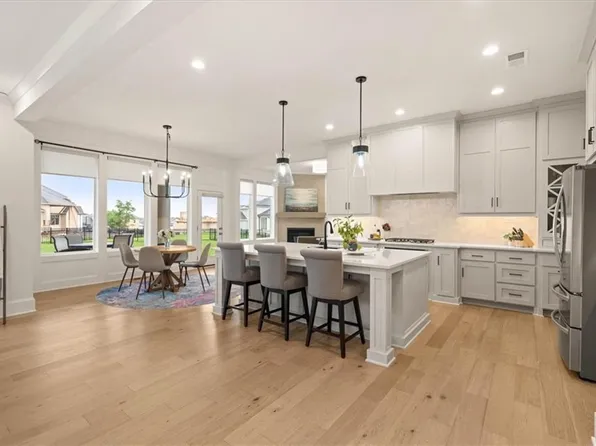17604 High St, Overland Park, KS 66085