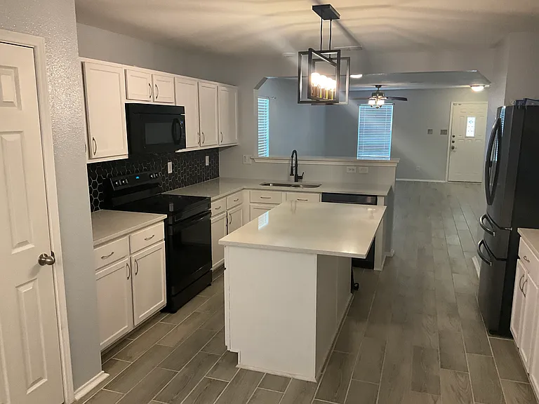 7806 Ruidoso Chase — Photo 10