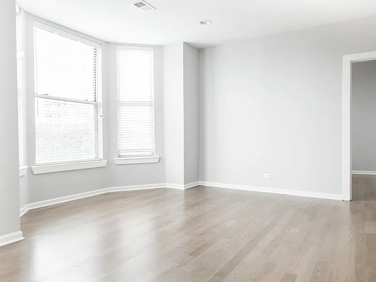 3266 N Clark St #2G — Photo 5