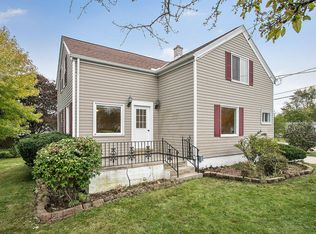 1642 Mirro Dr, Manitowoc, WI 54220