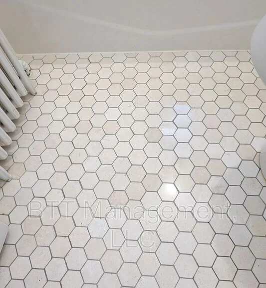 8802 Plymouth St #6 — Photo 40