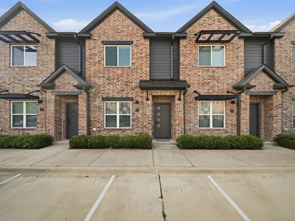 1451 Associates Ave #104, College Station, TX 77845