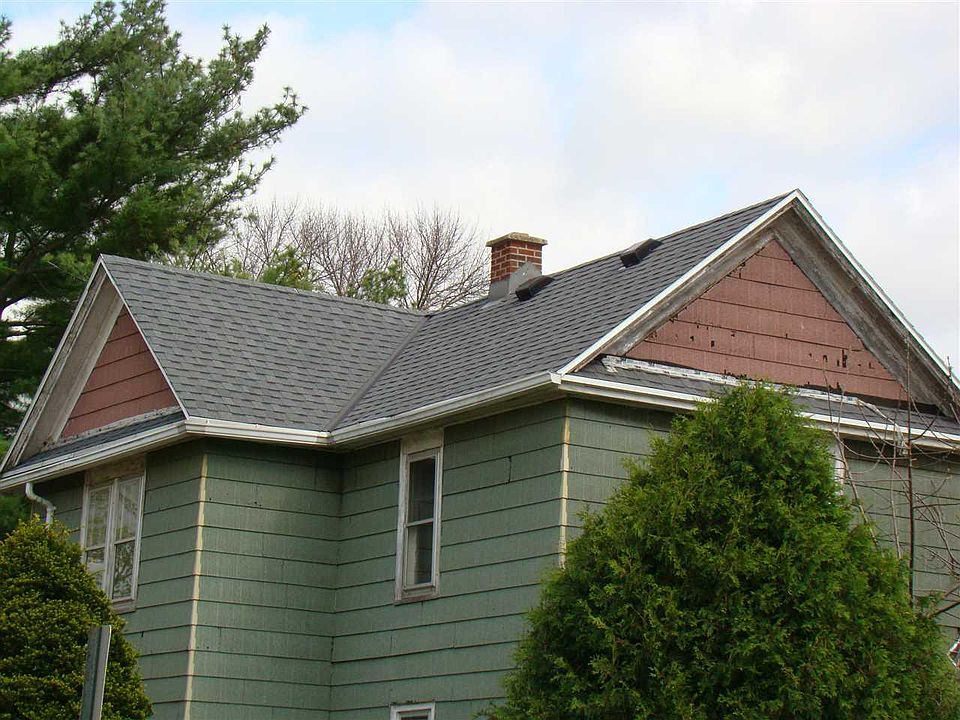 2nd image of 111 Wayland St