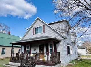 316 N 3rd St, Muscoda, WI 53573