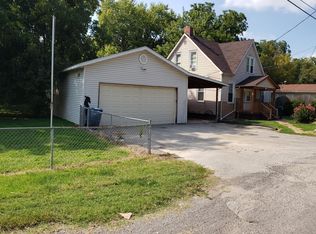 2704 Godfrey St, Belleville, IL