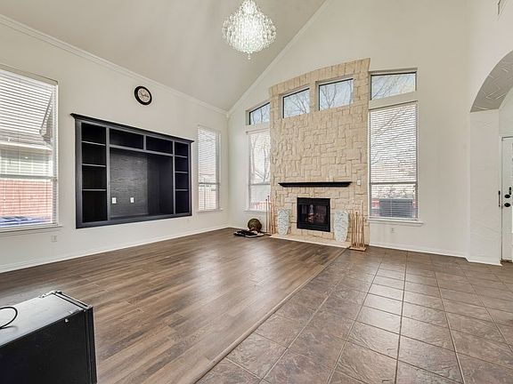 5th image of 515 Suffolk Dr
