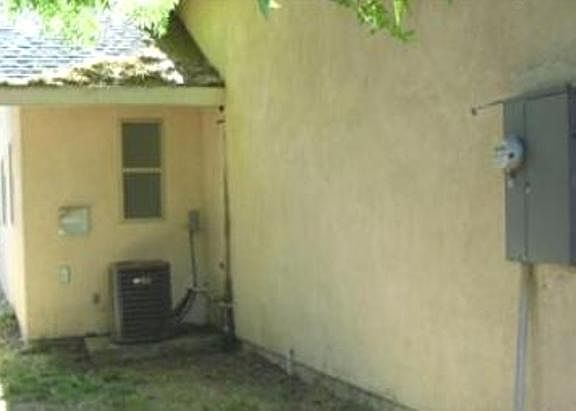 2nd image of 7909 Archer Ave