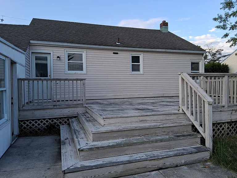 51 Cedarcrest Ave — Photo 10