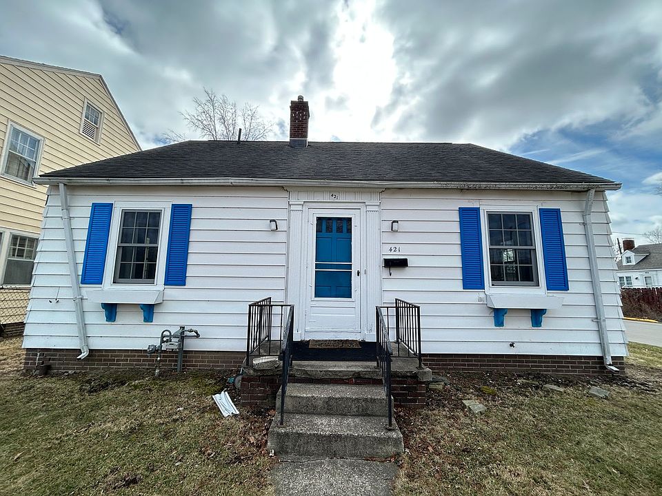 1st image of 421 Meridian St