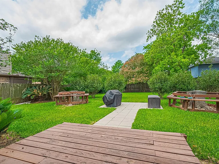 3614 Bee Bayou Ln — Photo 38