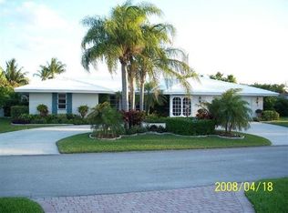 1141 Fairview Ln, Riviera Beach, FL 33404