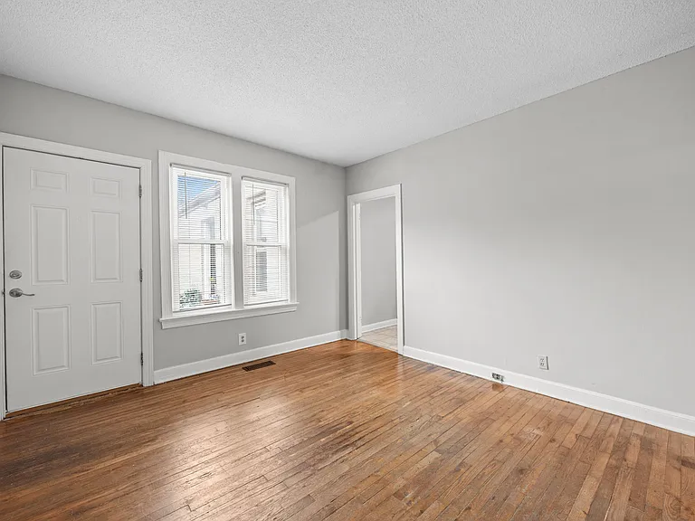 300-B Chamberlain Street - Renovated