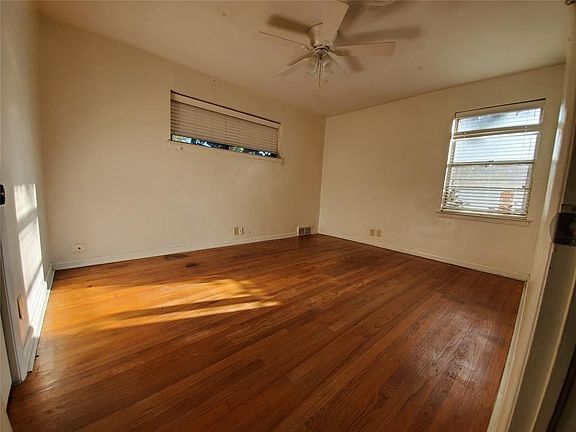 5th image of 1503 Linden Dr