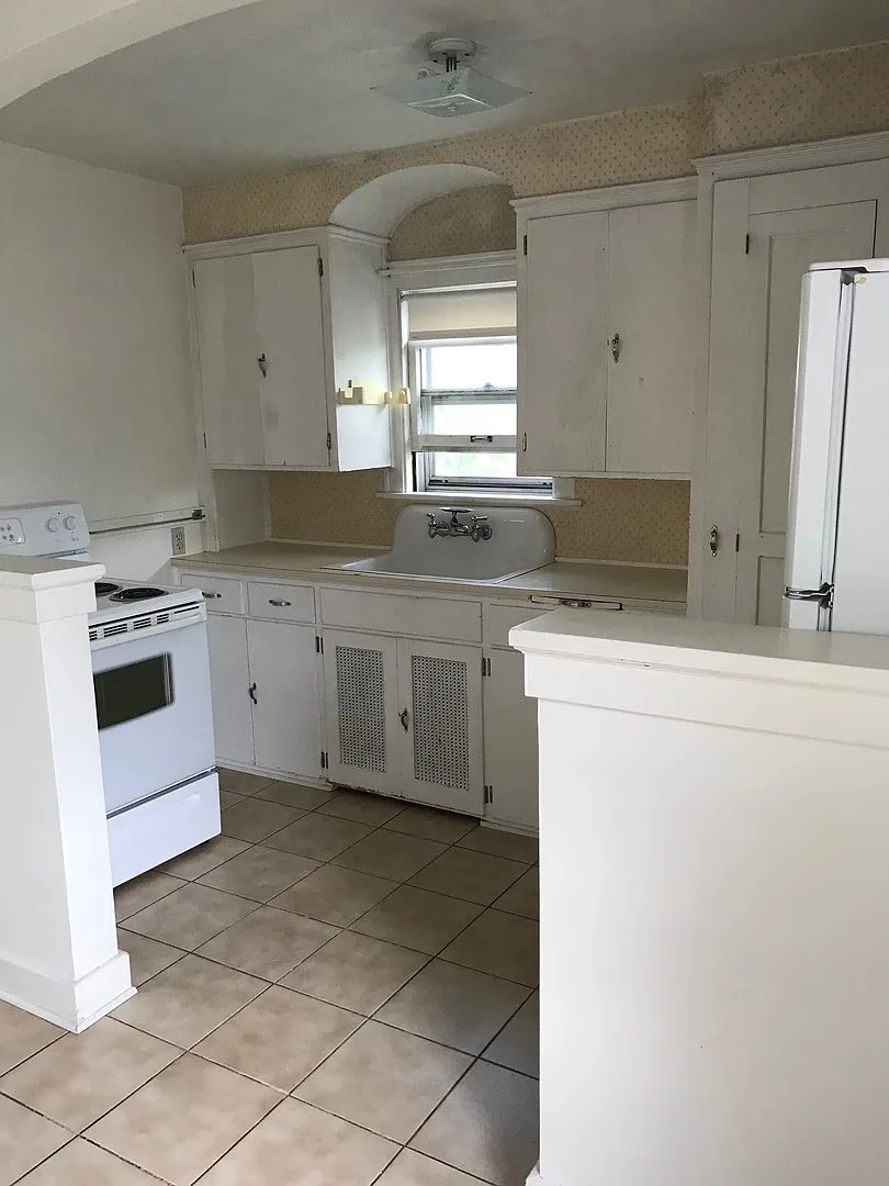 1 bed, 800 sqft, $630 — Photo 2