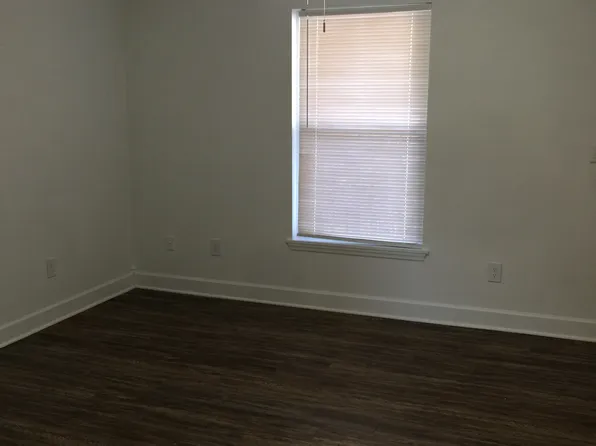 123 Lois Ln APT 2, Morehead, KY 40351