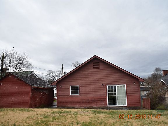 4th image of 424 N Hill St