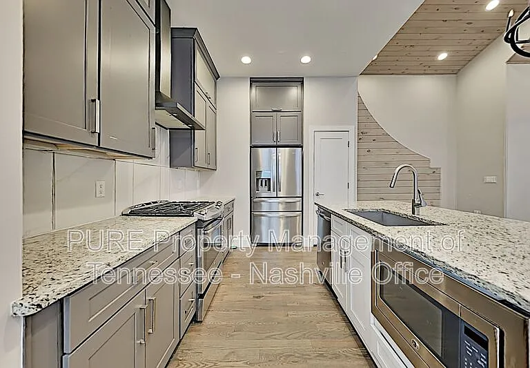 1412 Lillian St #B — Photo 12
