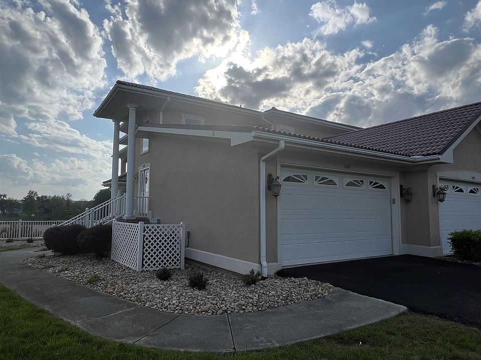 1st image of 1048 La Casa Ct