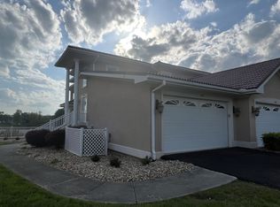 1048 La Casa Ct, Moneta, VA 24121
