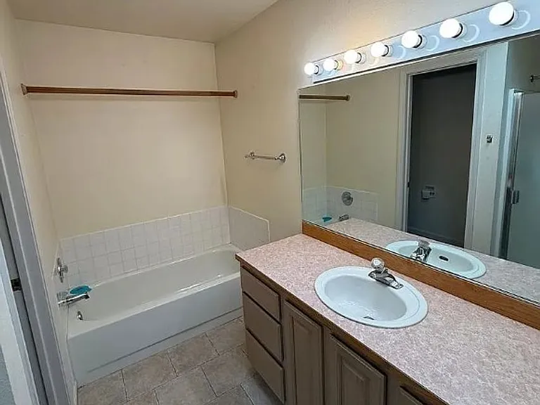 829 Blueberry Ln — Photo 20