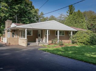 611 N Linden St, Marshall, MI