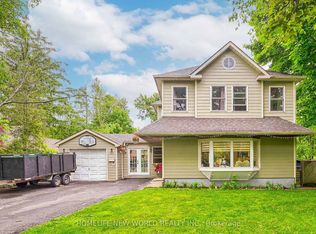 1305 Mineola Gdns, Mississauga, ON L5G 3Y5