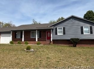 849 Wigwam Dr, Fayetteville, NC 28314