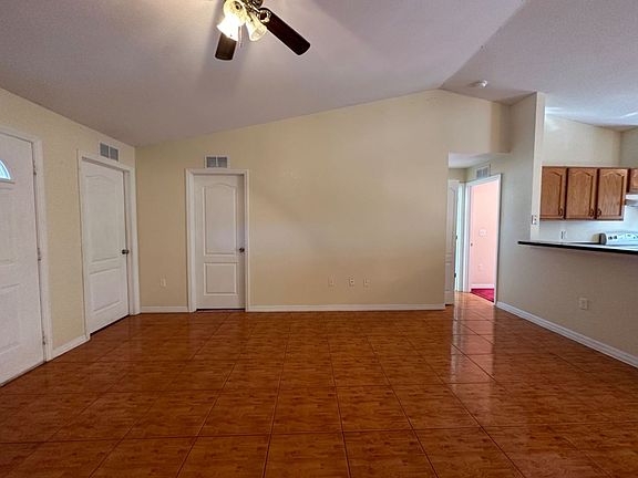 5th image of 1617 Redfin Dr