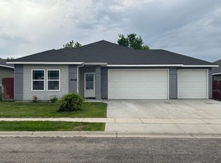 7445 S Acacia Ave, Boise, ID 83709
