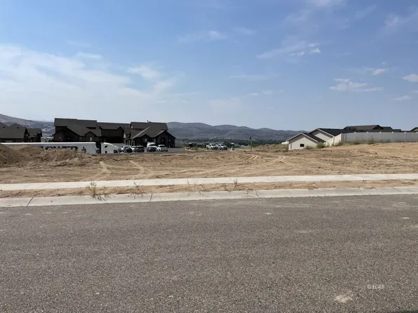 2448 Puccinelli Pkwy, Elko, NV 89801