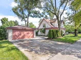 42052 Firwood Dr, Plymouth, MI 48170