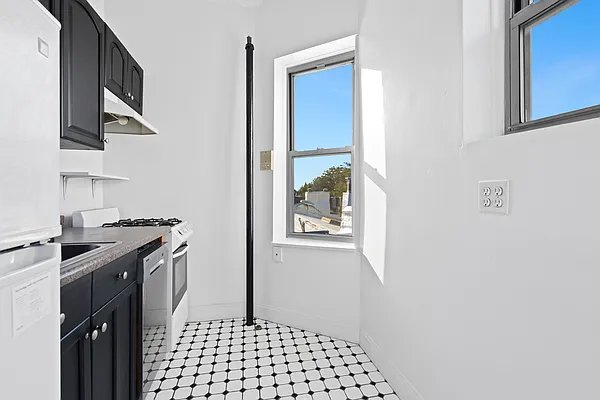 Rented by Douglas Elliman | media 12