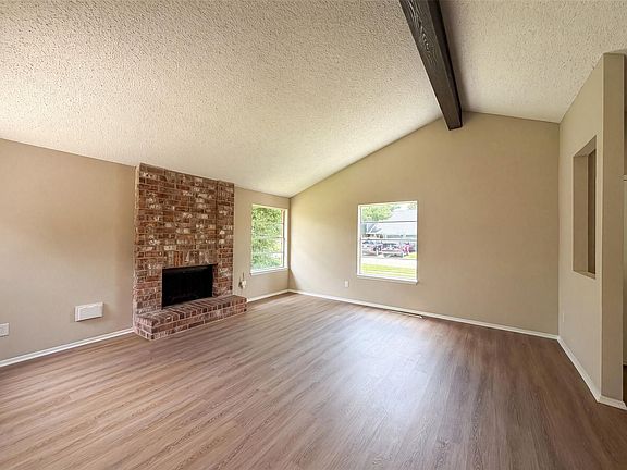 3rd image of 5602 Briarwood Forest Dr