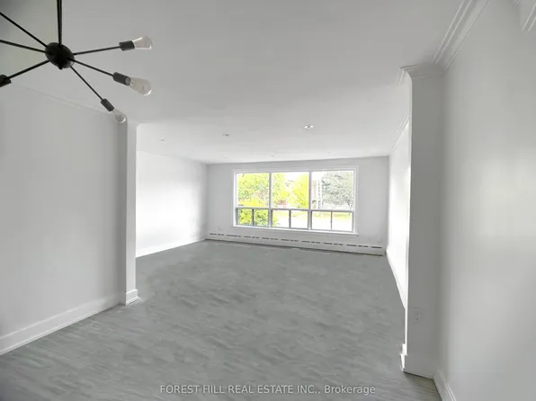 443 Wilson Ave #2, Toronto, ON M3H 1T5