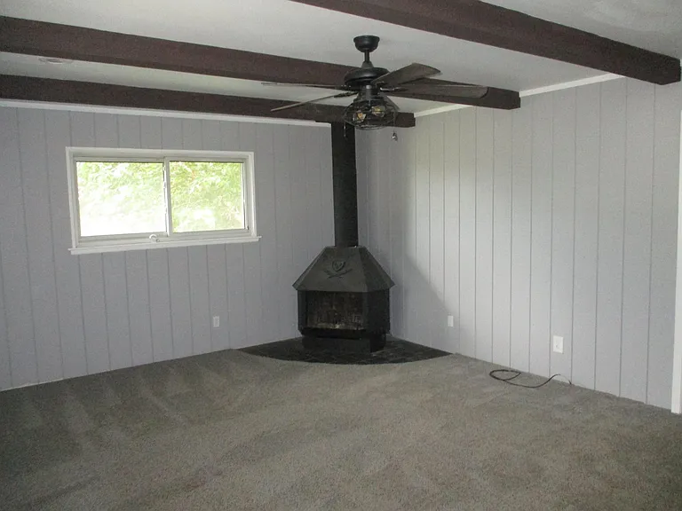 57103 Grand River Ave — Photo 13