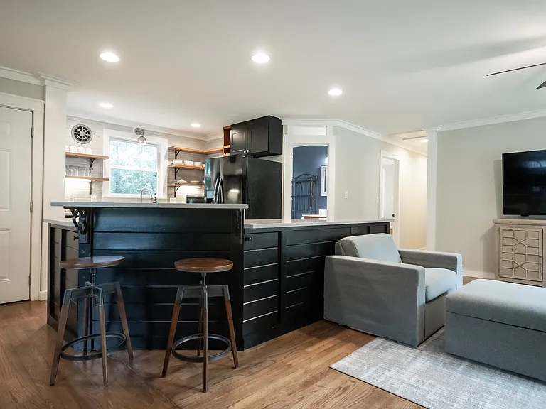 420 Clover St — Photo 12