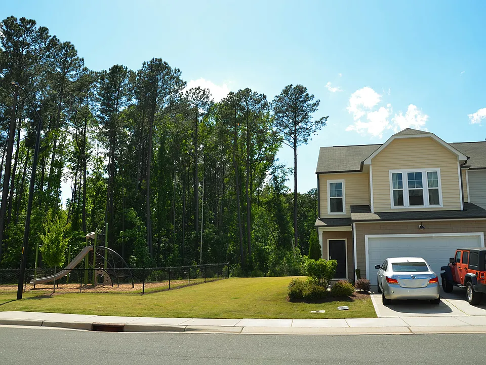 1634 Glacier Dr