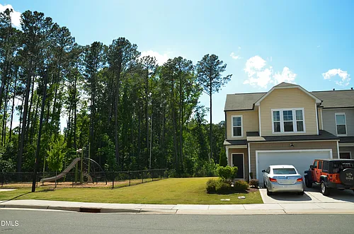 1634 Glacier Dr Photo 1