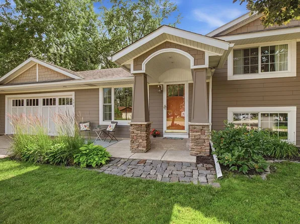 172 Strese Cir, Apple Valley, MN 55124