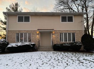 9632 Erie St #9632, Highland, IN 46322