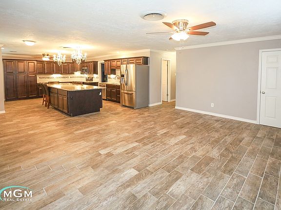 4th image of 304 N Archer St