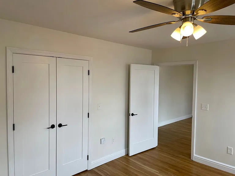 255 Shady Avenue — Photo 22