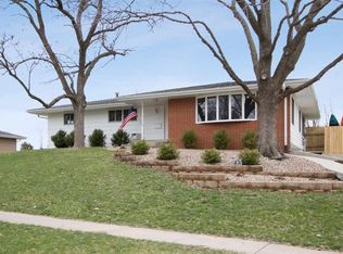 1709 13th St, Coralville, IA 52241