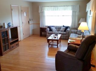 5211 Millbank Rd, Greendale, WI 53129