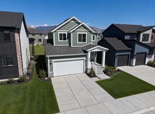 2942 N Devon Dr, Plain City, UT 84403