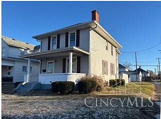 2nd image of 901 Auburn St
