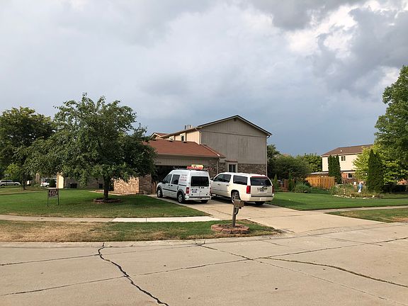2nd image of 35616 Drake Dr