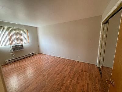 5th image of 4062 Bonhill Dr APT 2C