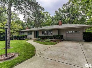 1530 W Enos Ave, Springfield, IL 62702