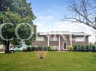 1340 Suncrest Rd, Bessemer, AL 35020